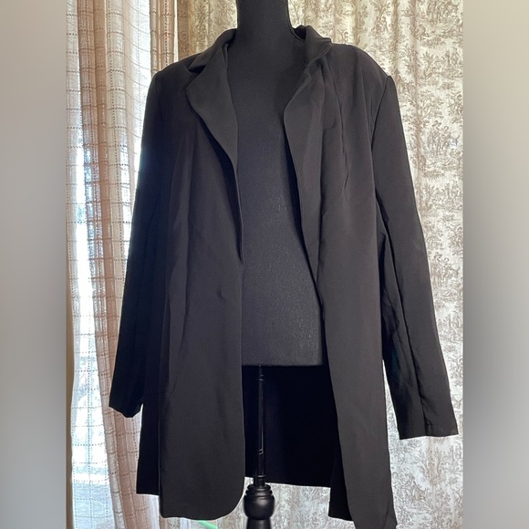NWT Emery Rose Elegant Black Women's Coat blazer arm wrap - Picture 1 of 4